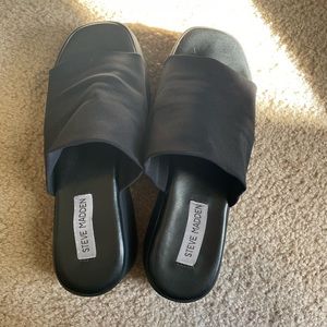 Steve Madden slinky platforms!